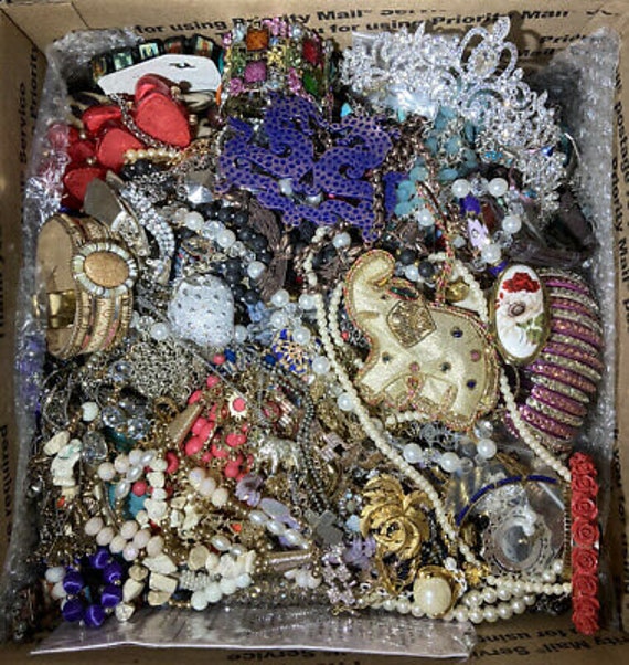 Unsearched Jewelry Vintage Now Huge Lot Junk Craft Box 3 FULL POUNDS Piece Part 