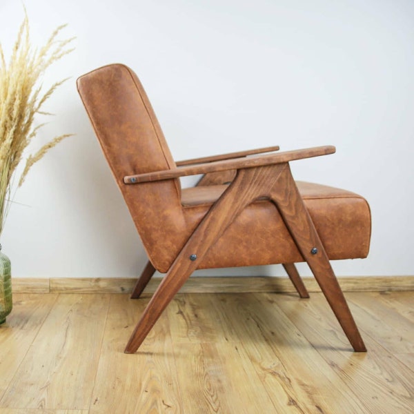 Vintage lederen fauteuil uit het midden van de eeuw fauteuil, kunstleer vintage fauteuil handgemaakt, Ontdek onze winkel voor meer vintage meubels!