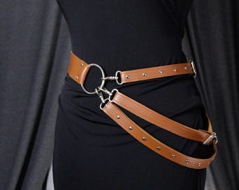 Brown statement waist belt, Witchy fashion accessory, Dark boho belt, Vegan leather belt, Layering belt for women