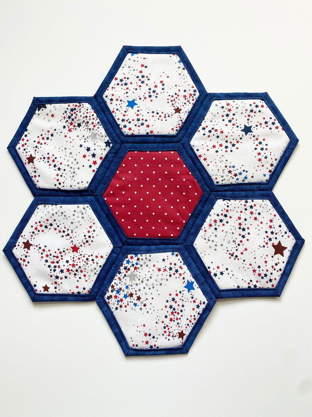 Patriotic Table Topper Patterns Quilted Patriotic Table Topper: Red, White & Blue Star Centerpiece - Etsy