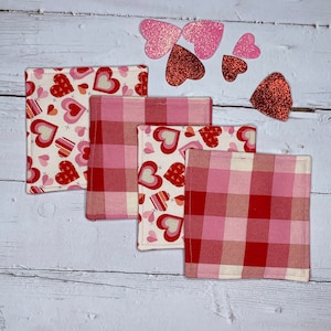 Valentine decor / quilted coasters / Valentine mug rug / Valentine&#39;s Day decoration / plaid coasters