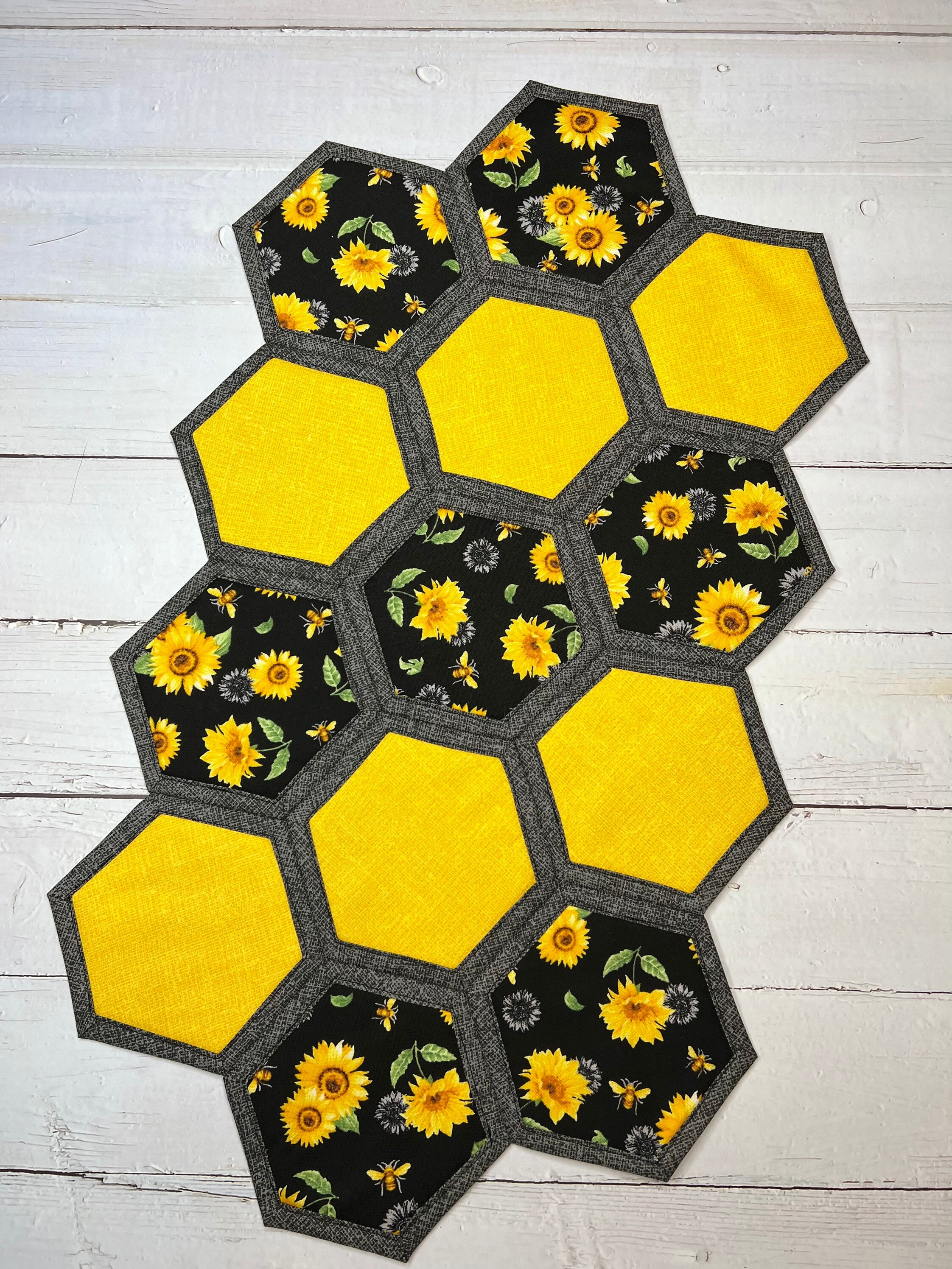 Handmade Quilted Sunflower Table Runner: Farmhouse Fall Decor - Etsy