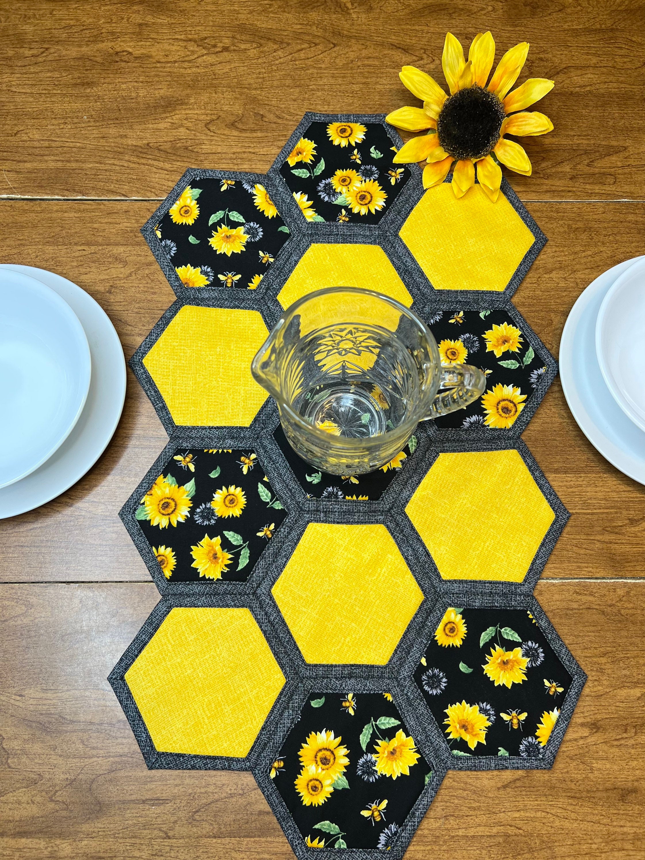 Handmade Quilted Sunflower Table Runner: Farmhouse Fall Decor - Etsy