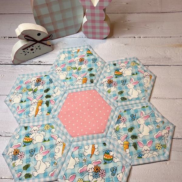 Easter table decor / Quilted Easter bunny centerpiece  / Easter home decor / handmade Easter / table topper / small placemat / farmhouse