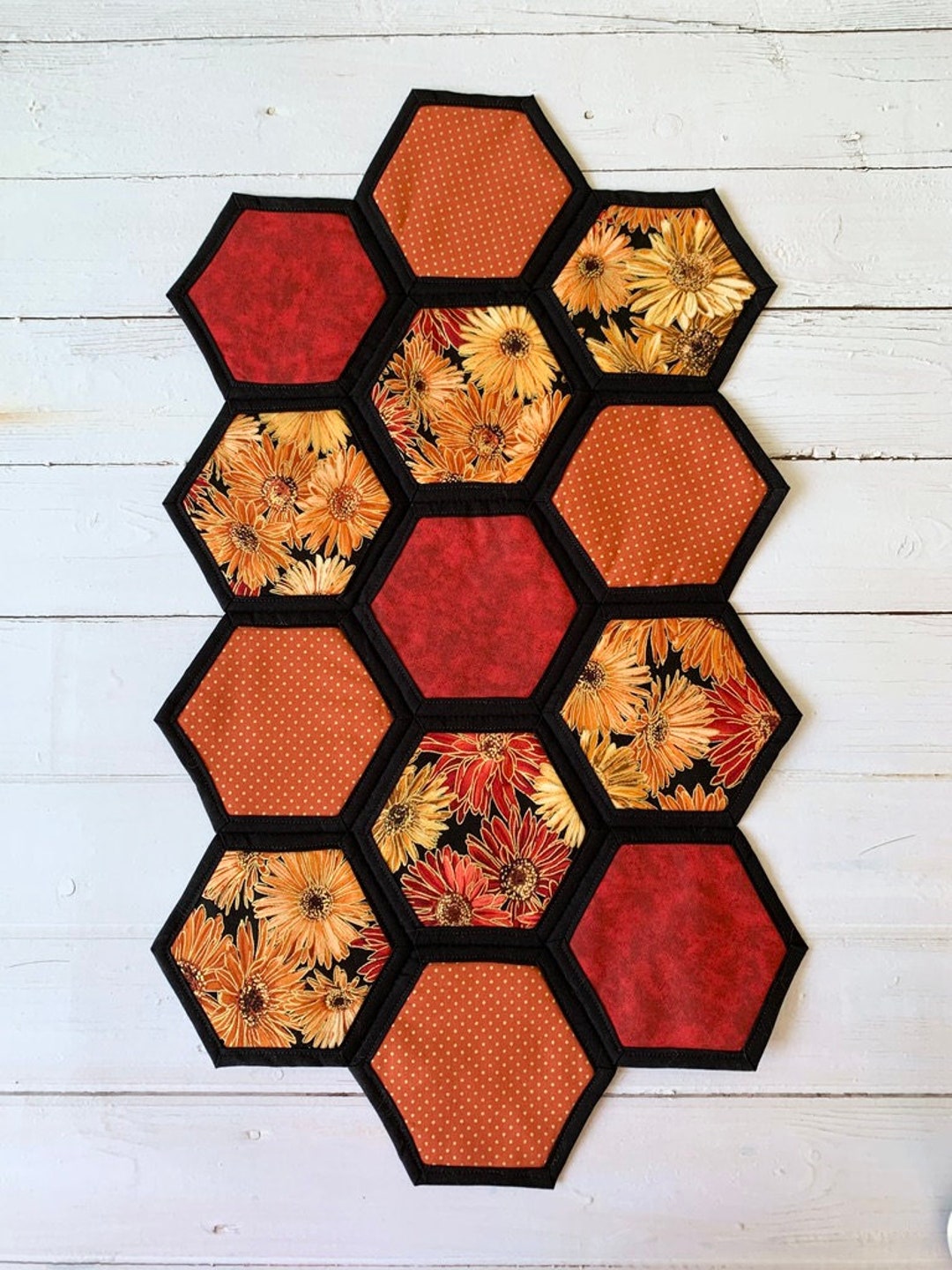 Fall Quilted Table Runner: Floral Hexagon Centerpiece, Harvest Decor - Etsy