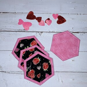 Valentine decor / Valentine coasters / quilted fabric coasters / Valentine gift / housewarming gift / heart coasters