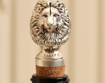 SABERA Lion Head Bottle Stopper