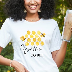 Camiseta de revelación de género "Abuela a abeja", camiseta para fiesta temática de abejas