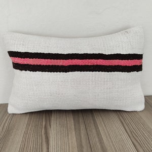 Almohada Kilim hecha a mano, almohada decorativa, funda de almohada lumbar 12x20, almohada Kilim vintage, almohada de granja, almohada Kilim de cáñamo para sofá