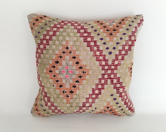 Handwoven Pillow Cover 20x20 -Ethnic Pillow -Turkish Kilim Pillow -Embroidered Pillow -Decorative Pillow -Vintage Pillow -Pillow For Couch