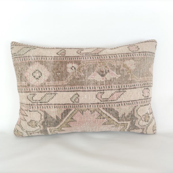 Embroidered Pillow Cover 16x24 -Antique Pillow -Decorative Pillow -Ethnic Pillow -Vintage Pillow -Turkish Pillow -Modern House Pillow Cover