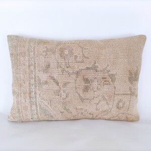Anatolian Rug Pillow, Pillow Cover 16x24, Bohemian Kilim Pillow, Handwoven Pillow, Vintage Pillow Cover, Antique Pillow, Kilim Cushion Cover