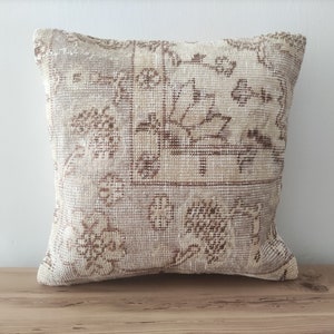 Turkish Kilim Pillow, Decorative Carpet Pillow, Pillow Covers 18x18, Throw Pillow For Couch, Handmade Pillow Case, Sofa Cushion Cover