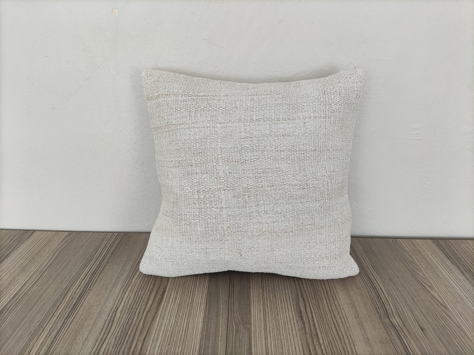 Off White Pillow Cover 16x16 Throw Pillow Hemp Pillow Kilim Etsy