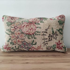Vintage Kilim Pillow Cover 12x20 – Handwoven Anatolian Wool Lumbar Couch Cushion