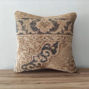 Boho Rug Pillow, Handmade Pillow, Turkish Pillow, Pillow Covers 18x18, Decorative Pillow, Vintage Pillow, Unique Pillow, Kilim Pillow Cover
