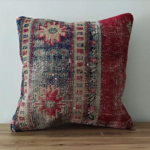 Vintage Kilim Pillow Cover 20x20 – Ethnic Turkish Wool, Anatolian Decor