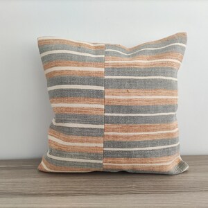Handwoven Pillow Cover 18x18, Vintage Pillow, Decorative Pillow, Antique Pillow, Ethnic Kilim Pillow, Boho Pillow, Throw Pillow, Home Decor