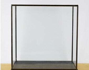 Handgemachte große Glas und Schwarze Metall Rahmen Vitrine Vitrine Box mit schwarzem Holzsockel 42 cm