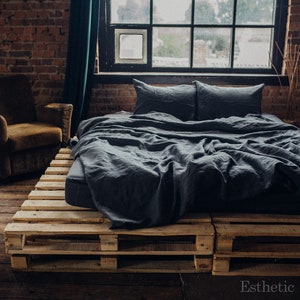 Linen Bedding Set in Anthracite Grey (Charcoal, Black) color. Stone washed, softened linen bedding. Custom size, King, Queen, Twin