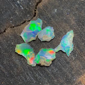 Untreated Opal Rough Lot, 5 pcs 4 carats, Natural Ethiopian Welo Opal Raw Gemstone, Smooth Rough Opal, Semi Precious Stones Lot
