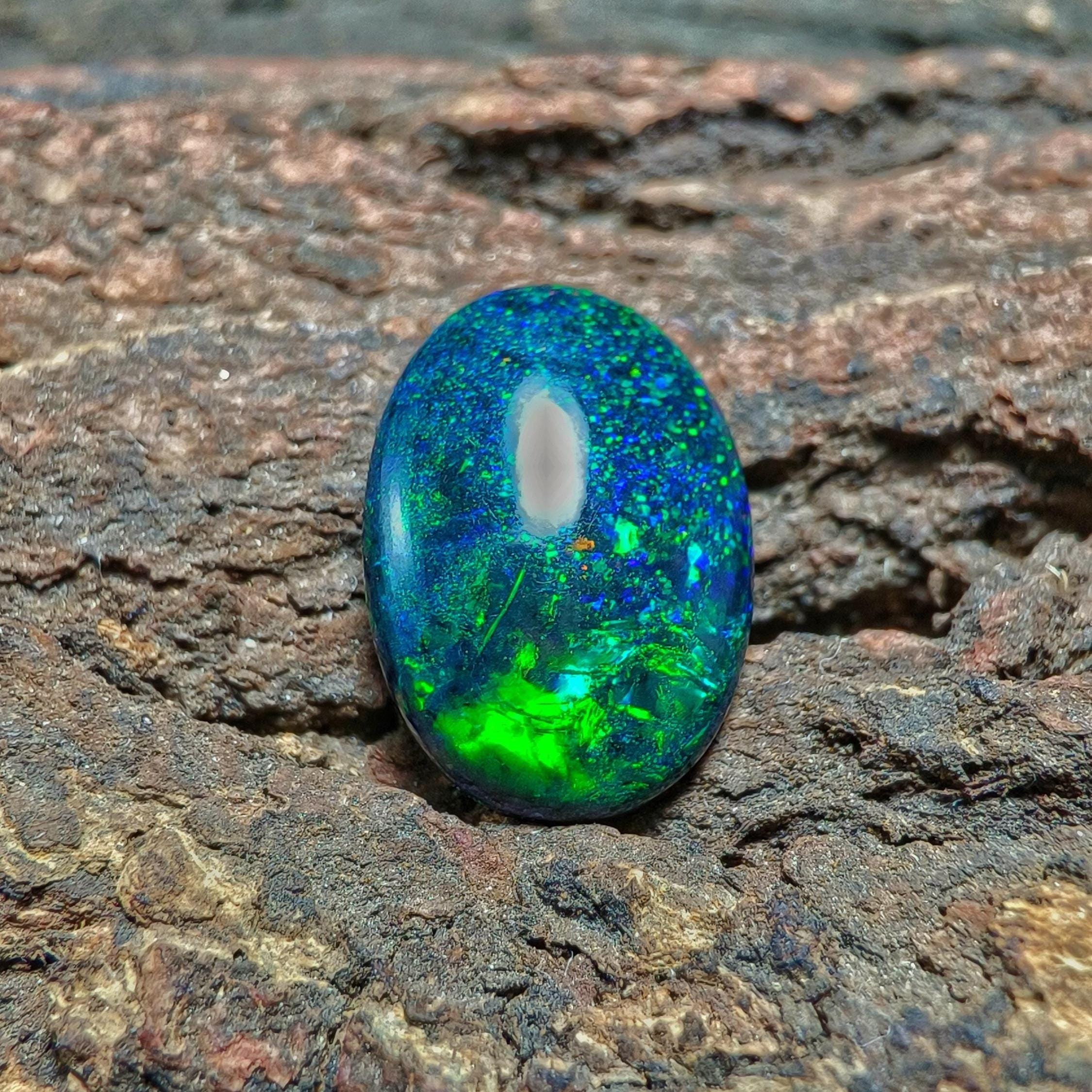 【１００円スタート】天然ファイヤーオパール ルース 4.30ｃｔ Yahoo!オークション -「オパール 母岩」の落札相場・落札価格