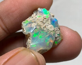 Opale éthiopienne Naturelle Brute - 68 Carats - Jeu De Feu - Qualité Exceptionnelle