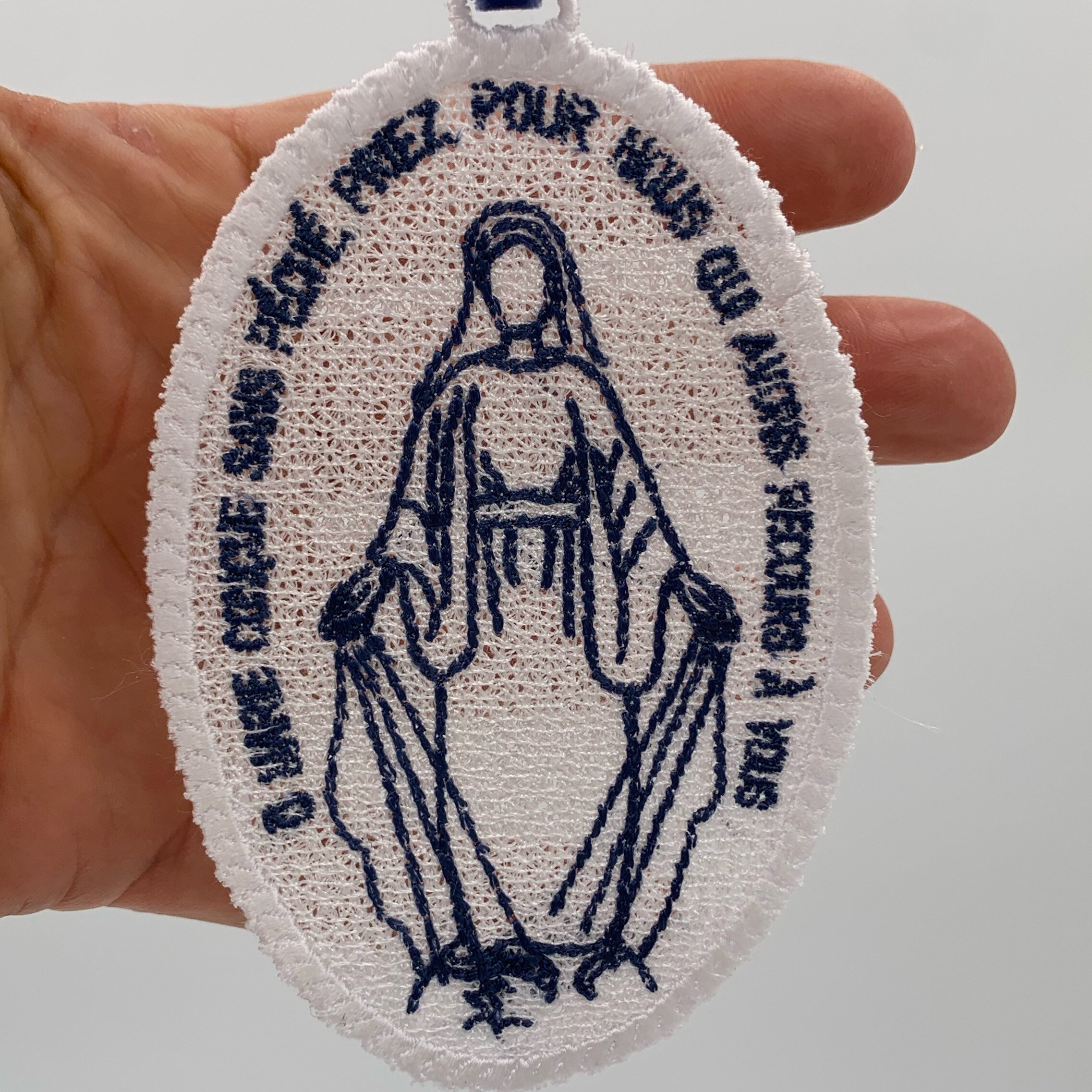 Médaille Miraculeuse en Dentelle à Suspendre
