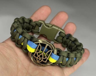 Pulsera patriótica ucraniana con la bandera y el escudo de armas de Ucrania. Hecha a mano. Apoya a Ucrania. Ayuda a los ucranianos. Quédate con Ucrania.