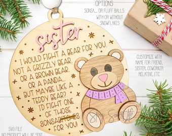 Arquivo SVG de enfeite de Natal de irmã engraçada, arquivo Svg de enfeite de Natal de melhor amigo, enfeite de luta contra um urso, arquivo SVG de enfeite sarcástico