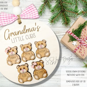 Archivo Svg de adorno de Navidad de cachorros pequeños de la abuela, archivo SVG de adorno de abuelos, archivo SVG de adorno de Navidad de oso de mamá, adorno de mamá SVG