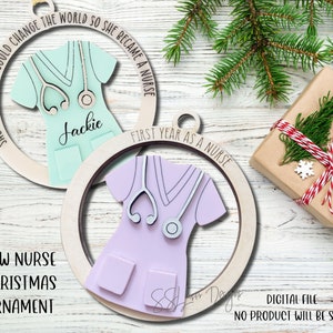 Novo arquivo SVG de enfeites de Natal para enfermeiras, arquivo SVG de enfeites de enfermeira, arquivo SVG de primeiro ano como enfeite de enfermeira, enfeite de enfermeira Glowforge
