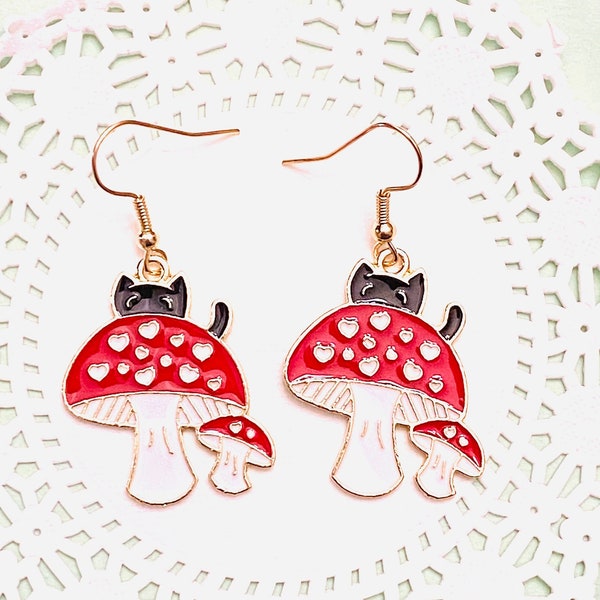 Red Mushroom and Kitty Cat Earrings, Dangle Mushroom Cat Earrings, Cat Lover Earrings, Bday Gift, Garden Aesthetic, Mothers Day Gift