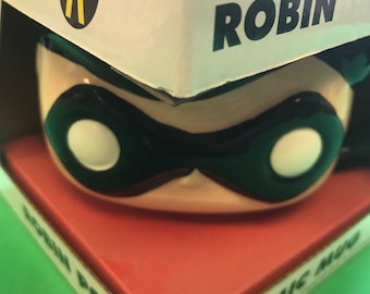 Pop home Robin mug.