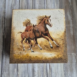 Handmade wooden keepsake box with horses, jewelry storage box, Handmade UK