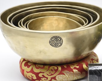 Set di 7 campane tibetane per la luna piena - Campana d'oro per la guarigione energetica lunare, nota chakra, accordata con cuscino e percussore a mazzuolo - Terapia con campane Reiki ASMR