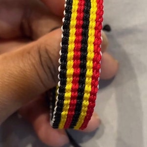 Pulsera kumihimo plana: Bandera de España // Kumihimo bracelet - DIY 