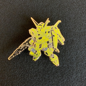 Gundam Suit XL Lapel Pin Bee Yellow