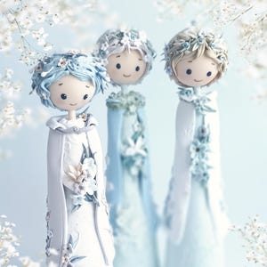 Handgemachte Miniatur-Weihnachtsbaumspitze aus Ton: Weihnachtsengel und Elfenanhänger