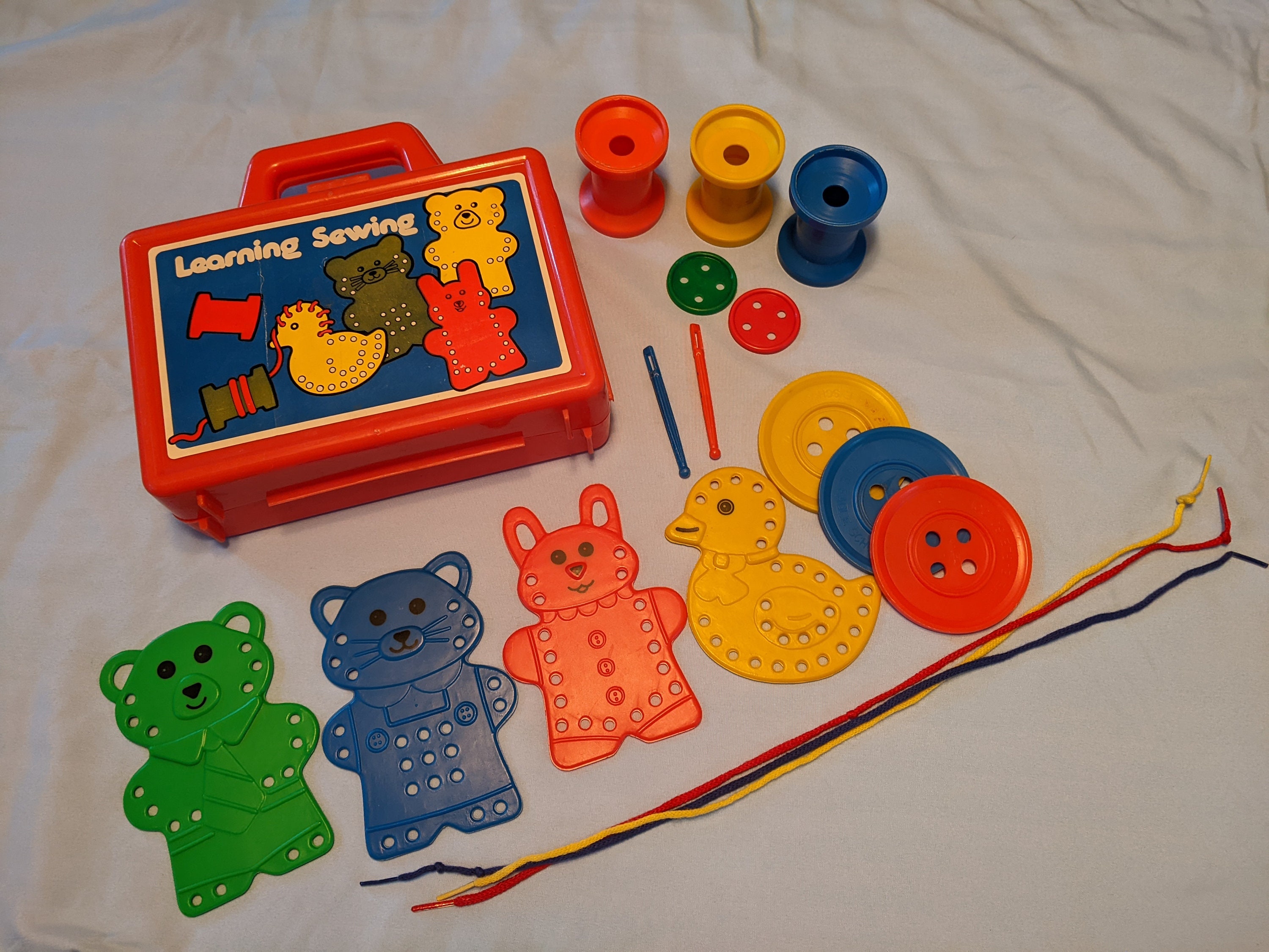 Vintage Learning Sewing Kit - Etsy
