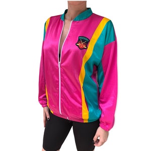 Vintage Retro Satin Hockey Jacket – Rosa ousado com colorido