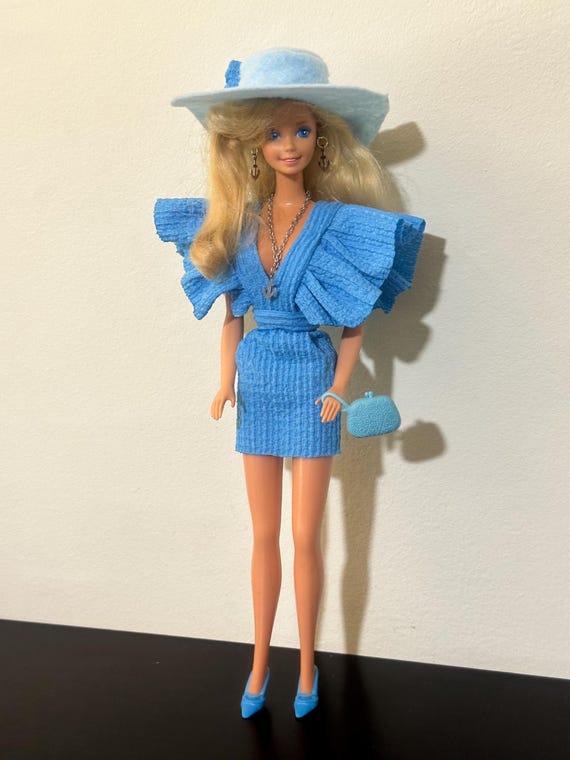 vintage barbie blue dress Long Sleeves Round Neck Light Blue Tea Length Prom Dress with High Sli –  abcprom