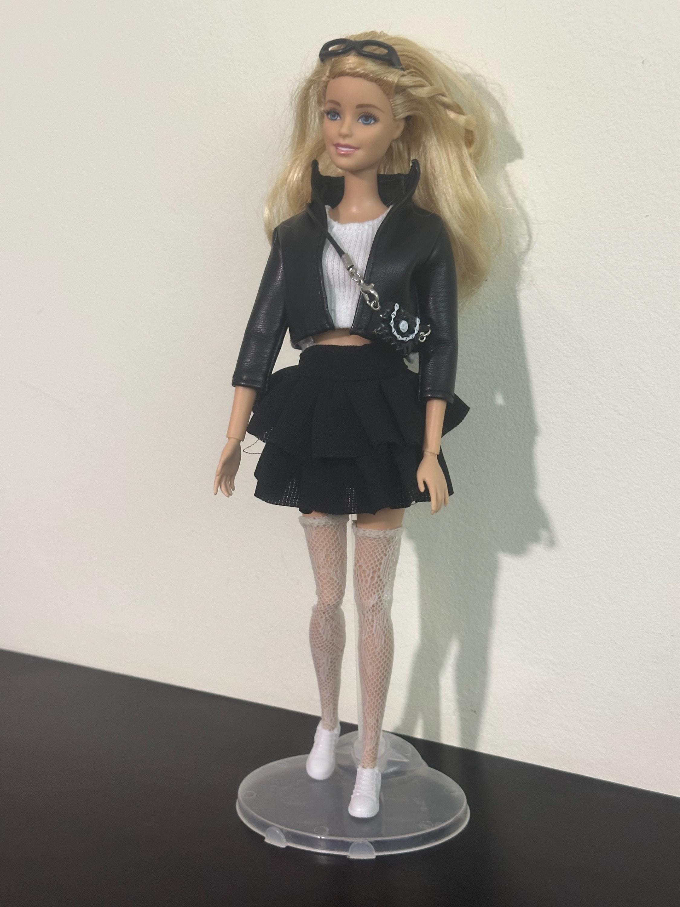 BARBIE FASHIONISTAS ZESTAW LALKA Z UBRANKAMI FRY79 - 12715833791