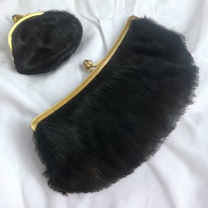 Conjunto de cartera y bolso de mano vintage de piel negra: elegantes accesorios de noche para mujer