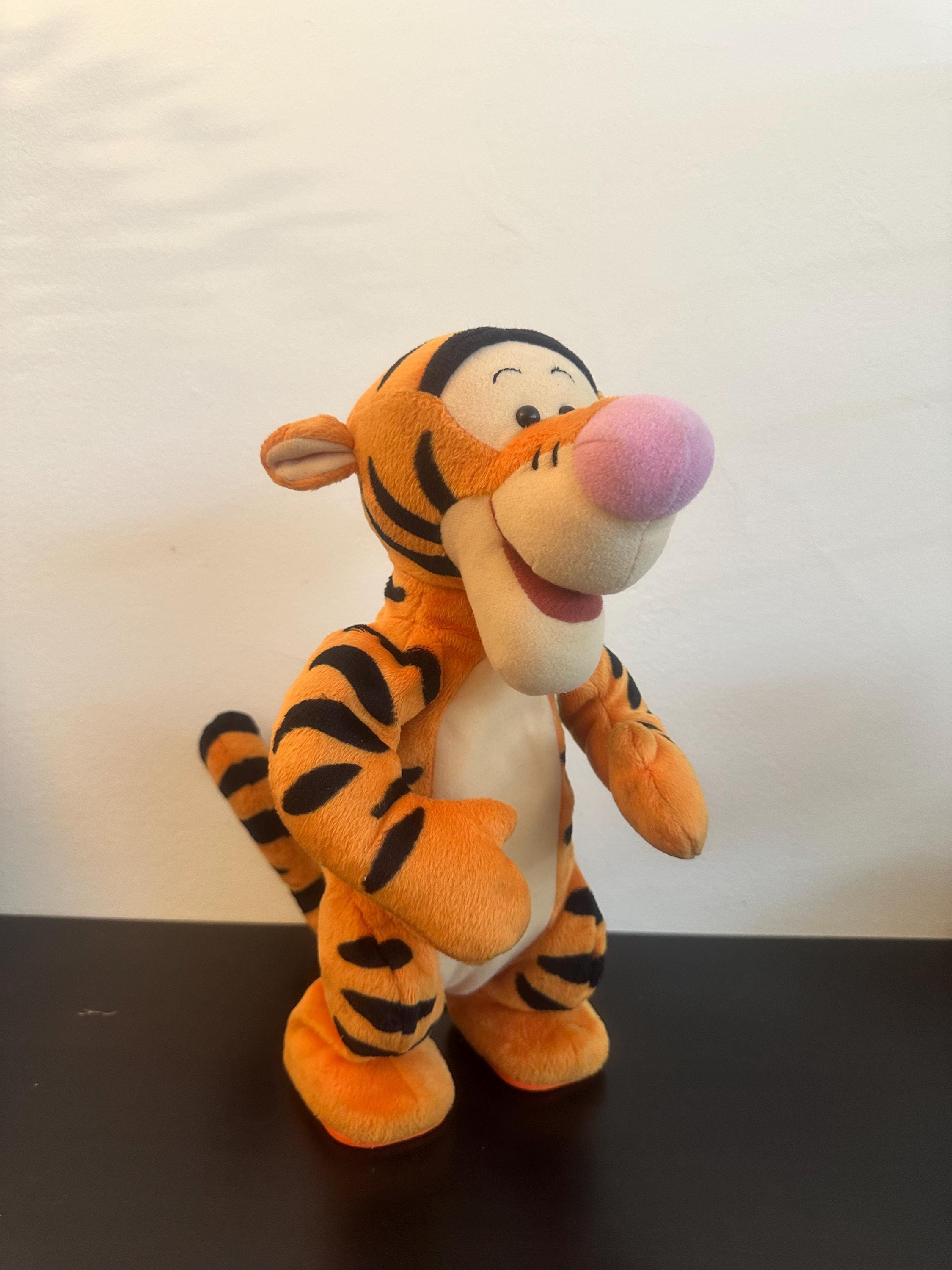 ヴィンテージ 1998 ディズニー しゃべる 跳ねる ティガー ぬいぐるみ