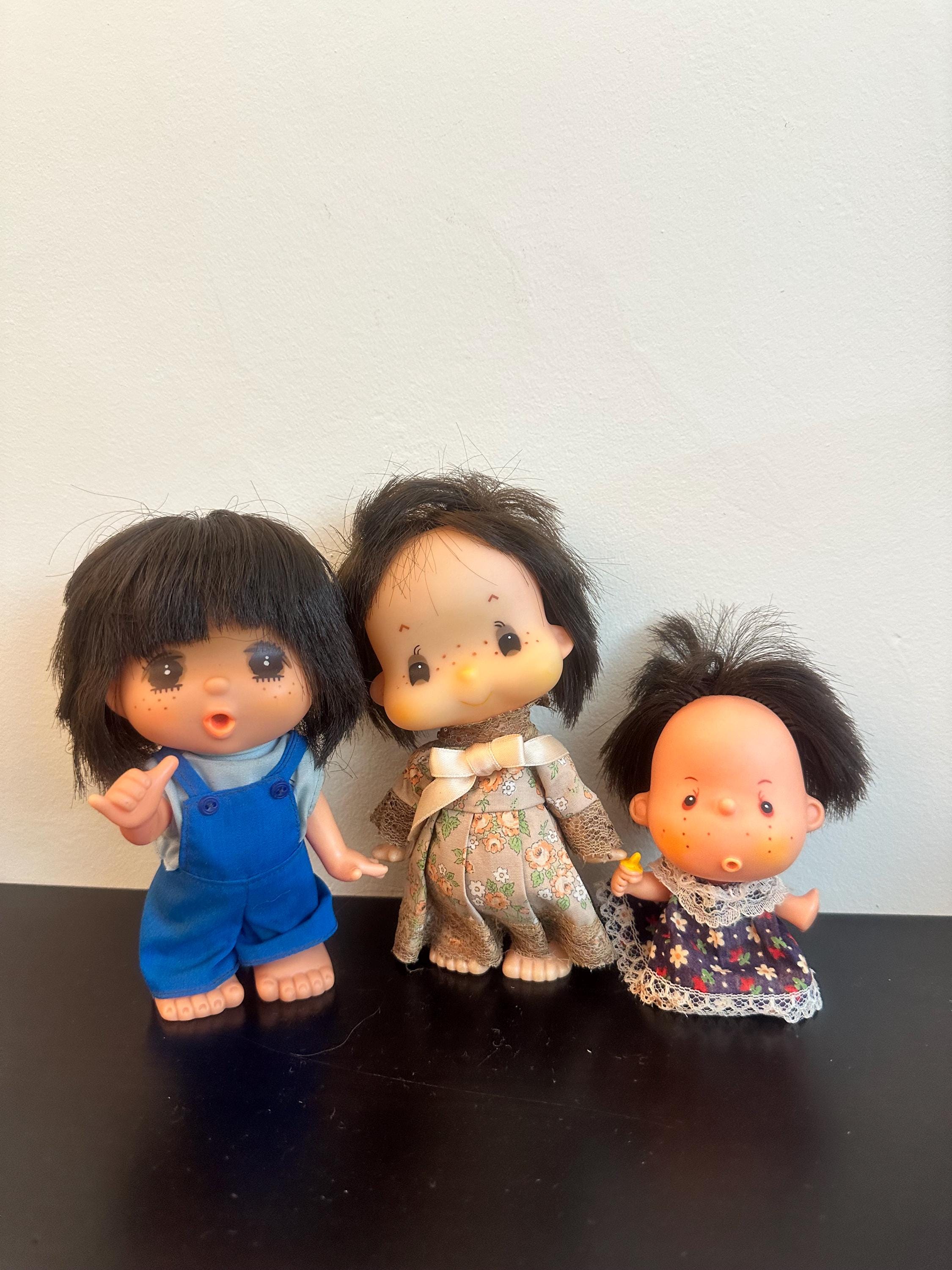 昭和レトロ期（1960年代〜1970年代）ヴィンテージの大判ソフトビニール人形 ヴィンテージのかわいい日本の人形3体セット - そばかすのあるブル