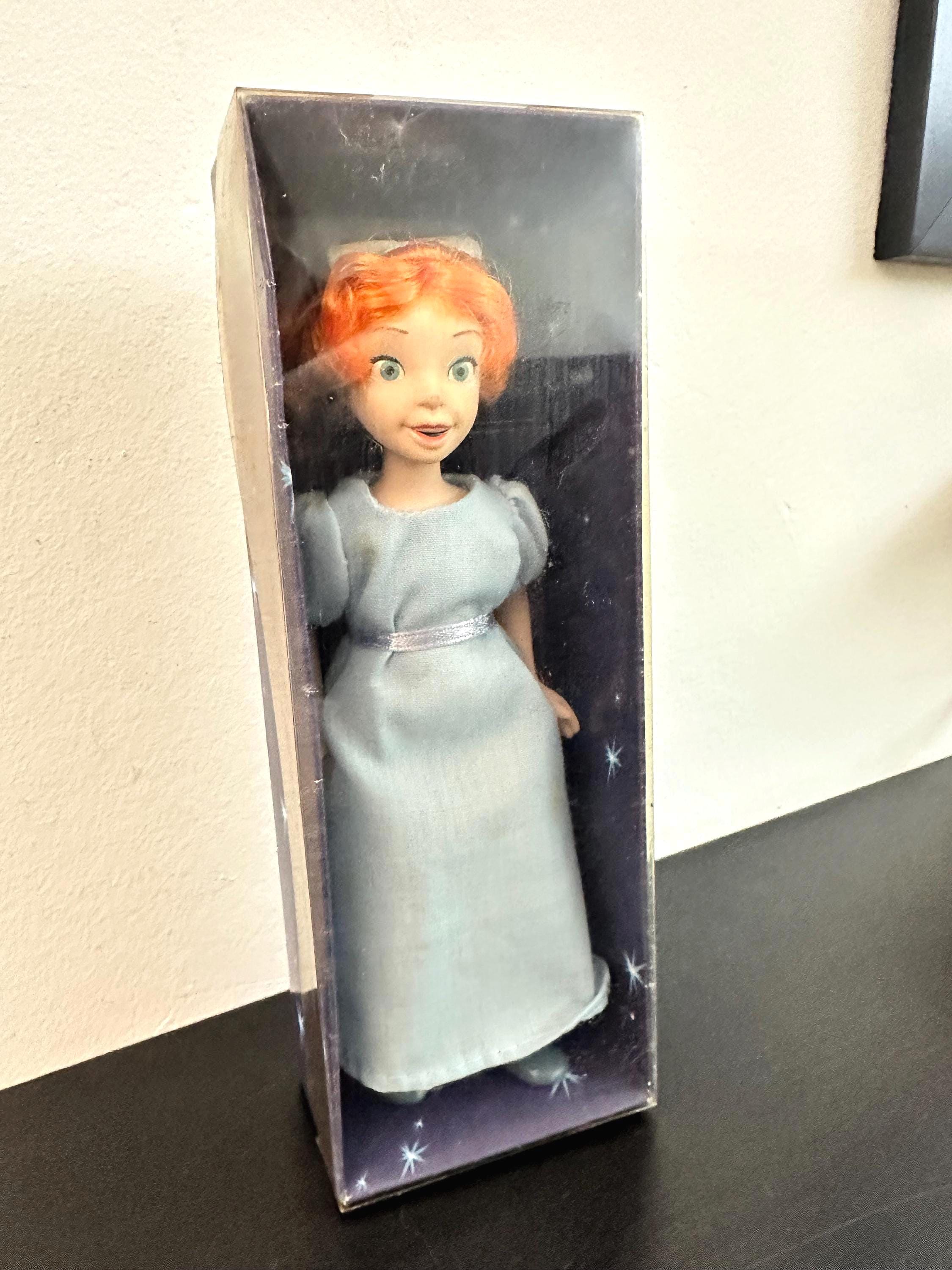 ディズニー ピーターパン ウェンディ 陶器人形 デアゴスティーニ