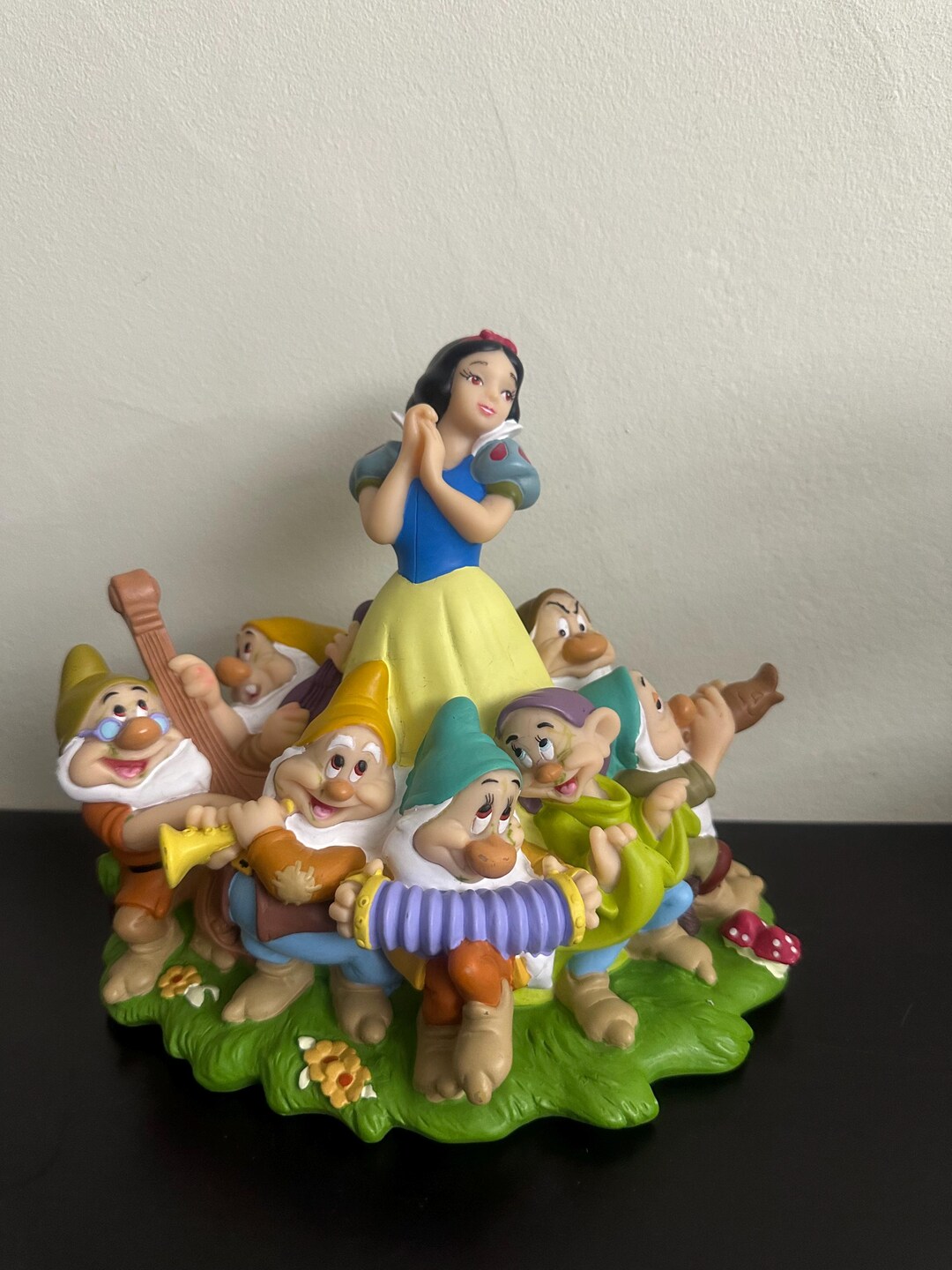 ヴィンテージ ディズニー ブリーランド 白雪姫 貯金箱 – カバー欠品