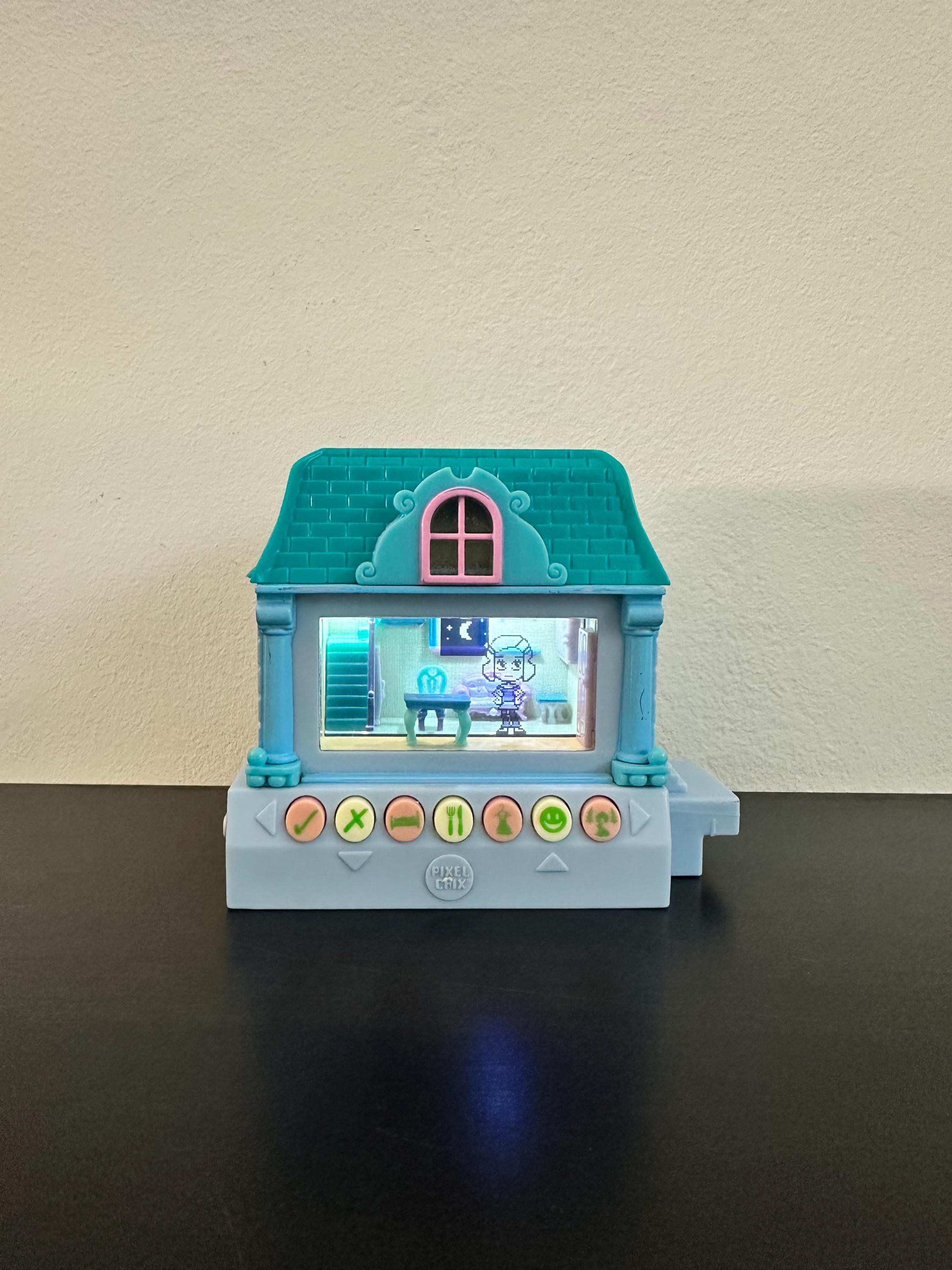 Jouet Pixel Chix Mattel – Maison électronique – Neuf En Français – Années 2000