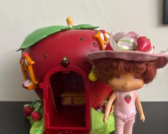 Rare poupée Charlotte aux fraises Bandai Seaberry delight et Kiwi neuf